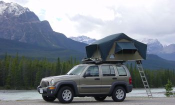 Jeep with Hannibal Safari Rooftop Tent